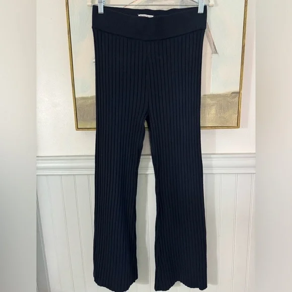 BAGATELLE Navy Blue Ribbed Knit Sweater Pants Size Medium - Picture 4 of 9